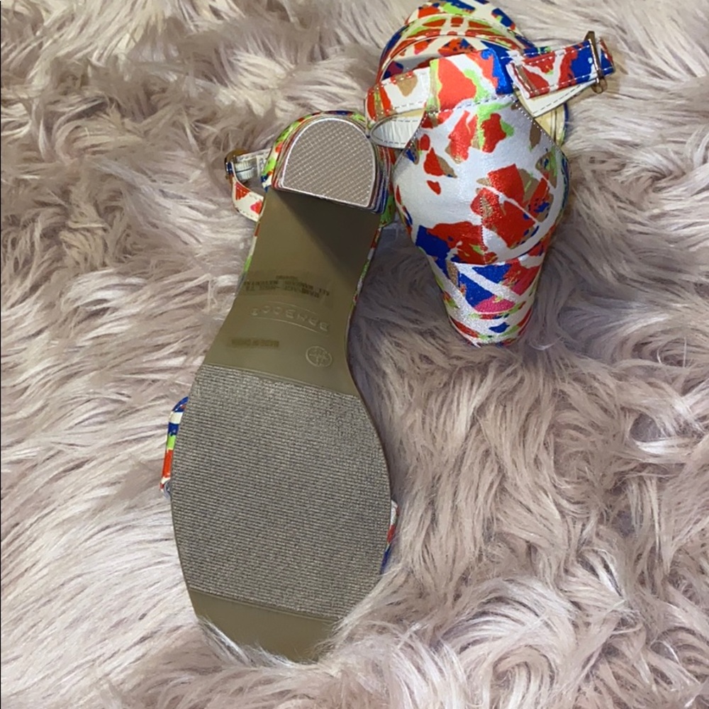 Bamboo Rampage- Chunky Block High Heel - Picture 6 of 6